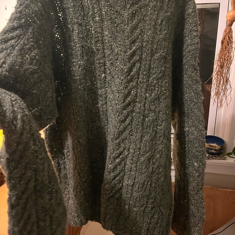 GAP Vintage Dark Green Wool Cable Knit Sweater